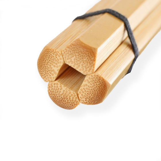 Close-up of the cross=shaped kensen.