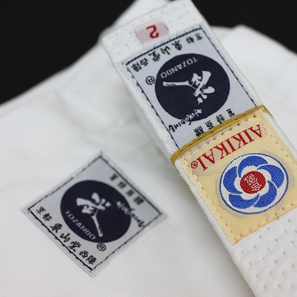 The tags on the belt.