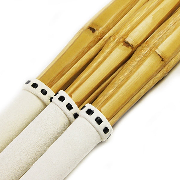 The tsukakawa part of the shinai furnishing.
