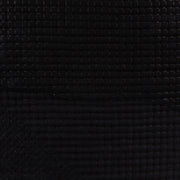 Close-up of the tezashi futon where it changes into gunome zashi on the men.