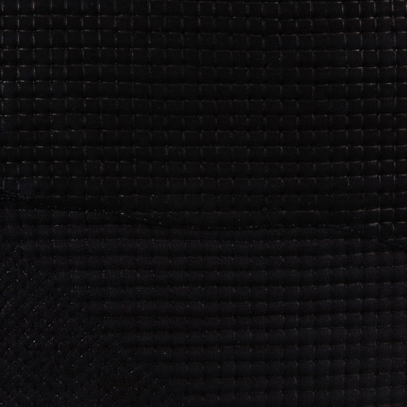 Close-up of the hand-stitched men-buton.
