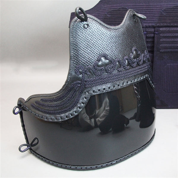 The mine do, this one with onigumo kazari decorative braids.