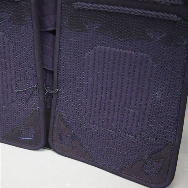 View of the odare and the gakuzashi stitching.