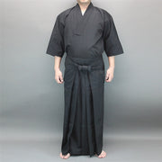 Full view of the akatsuki uniform.