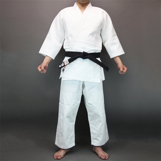 Front view of the dogi set, worn.