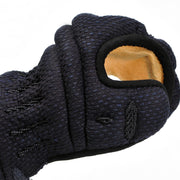 Kote thumb close-up.