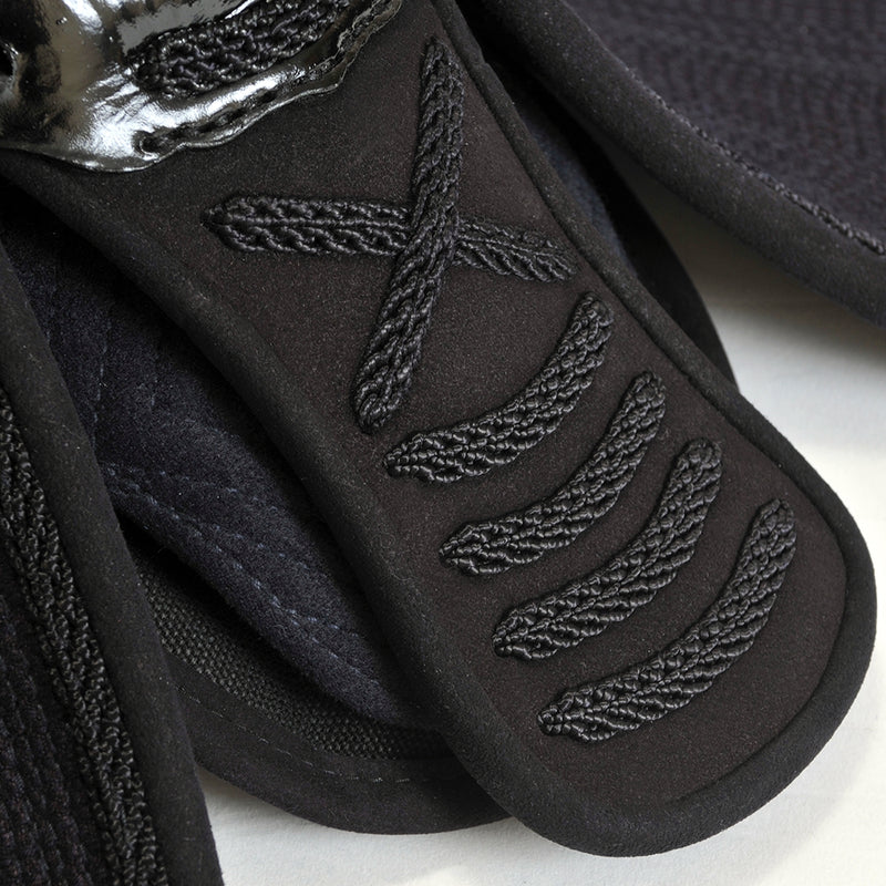 Close-up of the tsuki-dare throat protector.